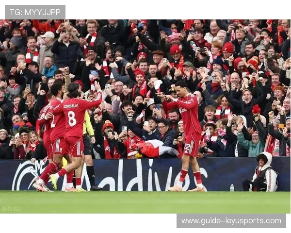 利物浦主场对阵布莱顿，博弈如火如荼，利物浦对战布莱顿