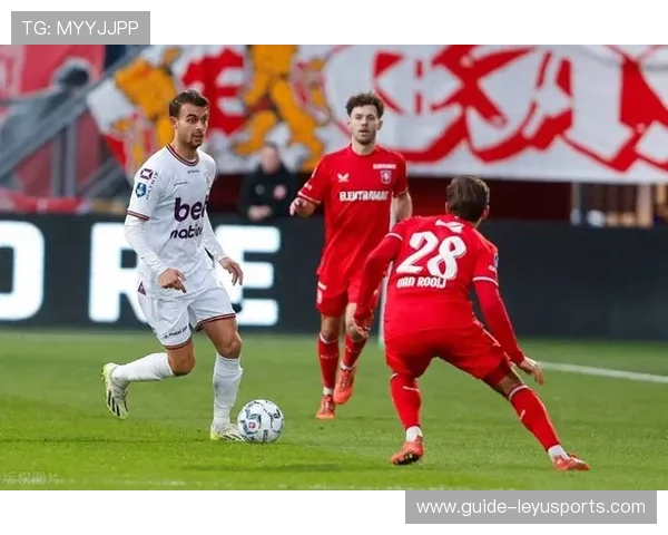 埃因霍温瞄准南美新10号：青睐未来足球明星的战略新棋