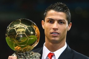 中国足球场上站位变化趋势，足球队站位