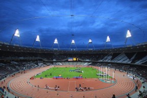 曼联引进新援目标直指中场补强计划，曼联最新引援目标