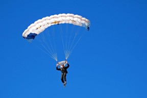 维尔·冯·威克：全能进攻手，给对方防线带来巨大压力，维克多冯华尔兹教学中文讲解